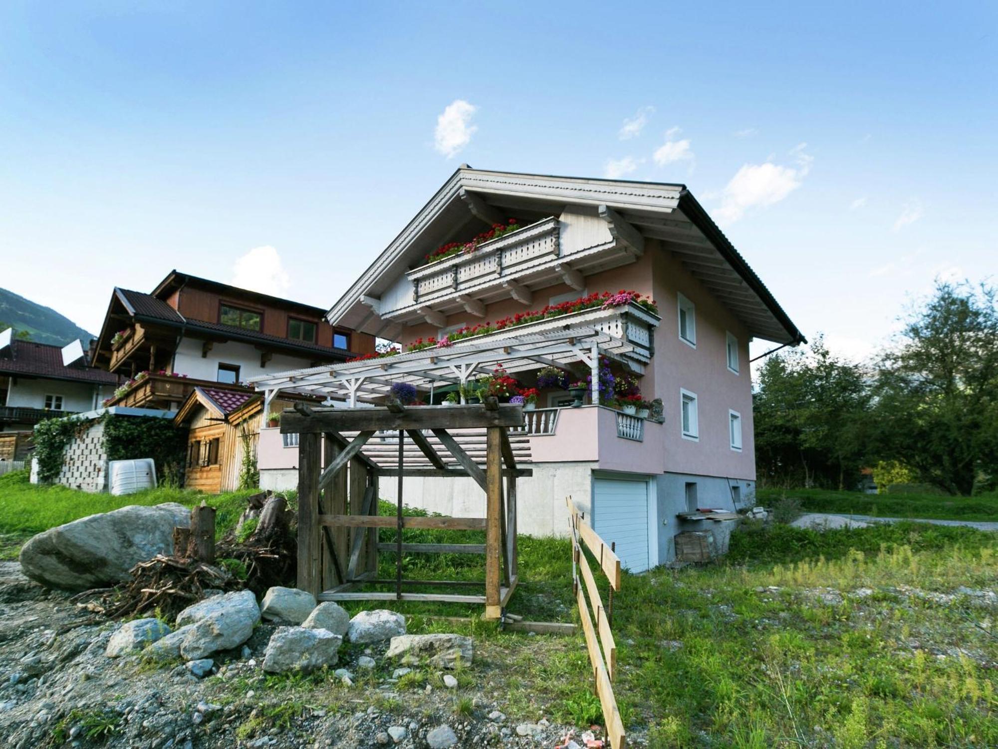 Apartment With Terrace In Aschau Im Zillertal Ngoại thất bức ảnh